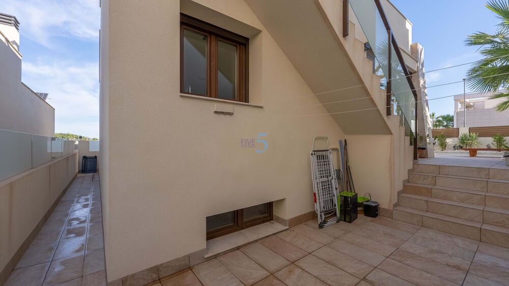 � vendre  Villa Benij�far