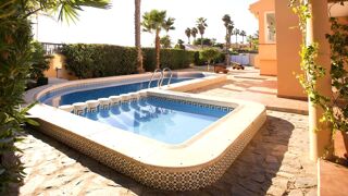  Maison � vendre 11 pi�ces 602 m� La manga del mar menor