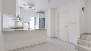  Maison � vendre 4 pi�ces 122 m� Torrevieja