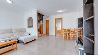  Maison � vendre 4 pi�ces 91 m� Torrevieja