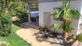  Villa à vendre 4 pièces 180 m² Finestrat