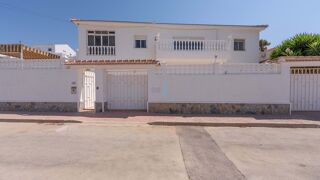  Villa � vendre 4 pi�ces 150 m� Orihuela