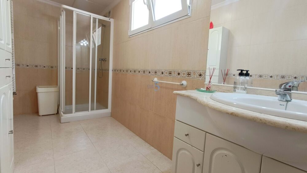 � vendre  Villa Almorad�