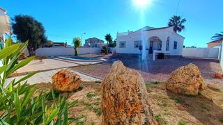  Villa � vendre 4 pi�ces 98 m� Torrevieja
