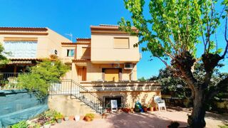  Maison � vendre 6 pi�ces 245 m� Almorad�