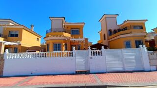  Villa � vendre 4 pi�ces 87 m� Algorfa