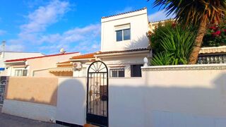  Maison � vendre 3 pi�ces 71 m� Torrevieja