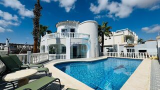  Villa à vendre 6 pièces 149 m² Orihuela