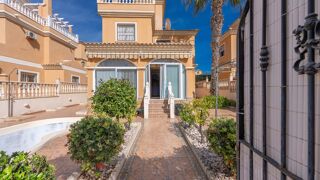  Villa � vendre 4 pi�ces 99 m� Algorfa