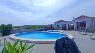  Villa � vendre 6 pi�ces 190 m� Jacarilla