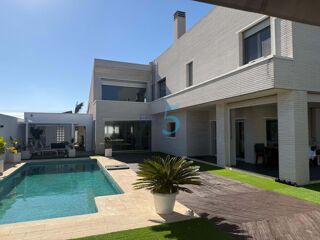  Villa à vendre 6 pièces 272 m² Torrevieja