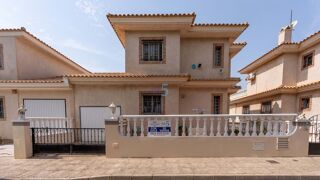  Villa � vendre 4 pi�ces 140 m� Orihuela