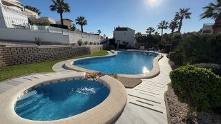  Villa � vendre 4 pi�ces 126 m� Orihuela