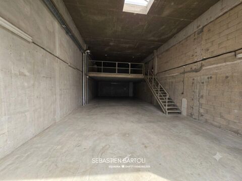   Murs commerciaux garage de 150m2 