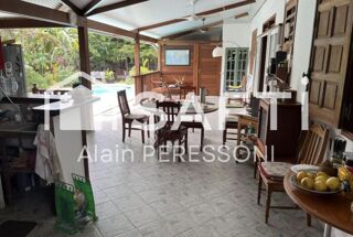  Maison � vendre 8 pi�ces 230 m�