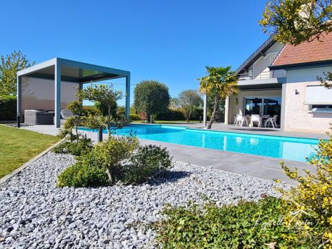   Maison familiale avec piscine au coeur de la nature! Maison - 7 pièce(s) - 202 m²