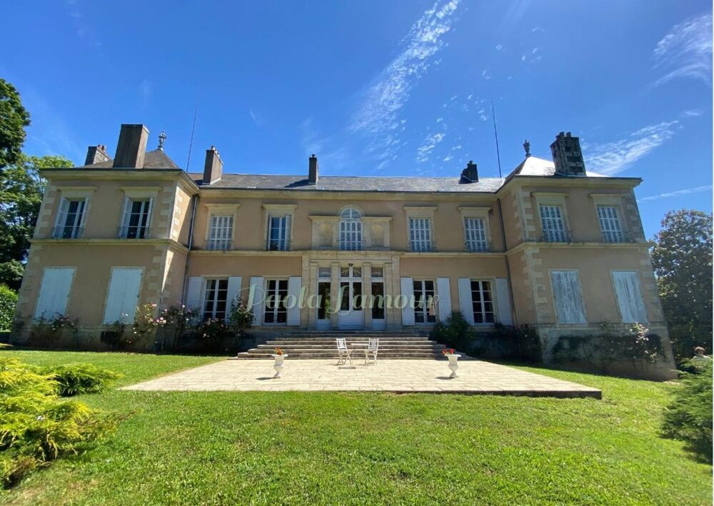 Superbe Château du début du XIXème à 3h30 de PARIS