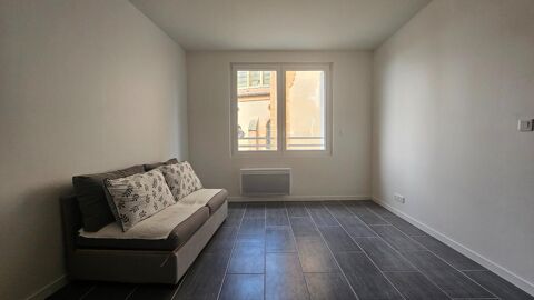   Appartement T3 - 1er �tage - meubl� Appartement - 3 pi�ce(s) - 54 m�