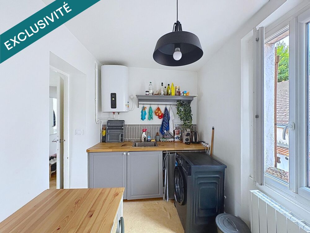 En centre-ville de Houilles, à moins de 12 min à pied du RER A et des lignes L et J, bel appartement 2 pièces au calme et lumine