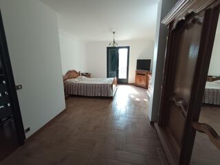  Maison à vendre 7 pièces 215 m²
