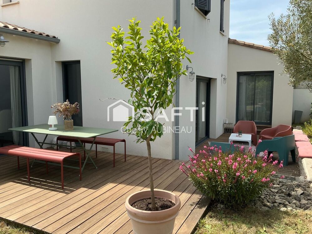 Maison 6 pièces 130 m² · à Niort · 130 m² · 390 000 €