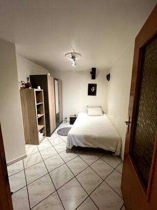  Appartement � vendre 5 pi�ces 89 m�