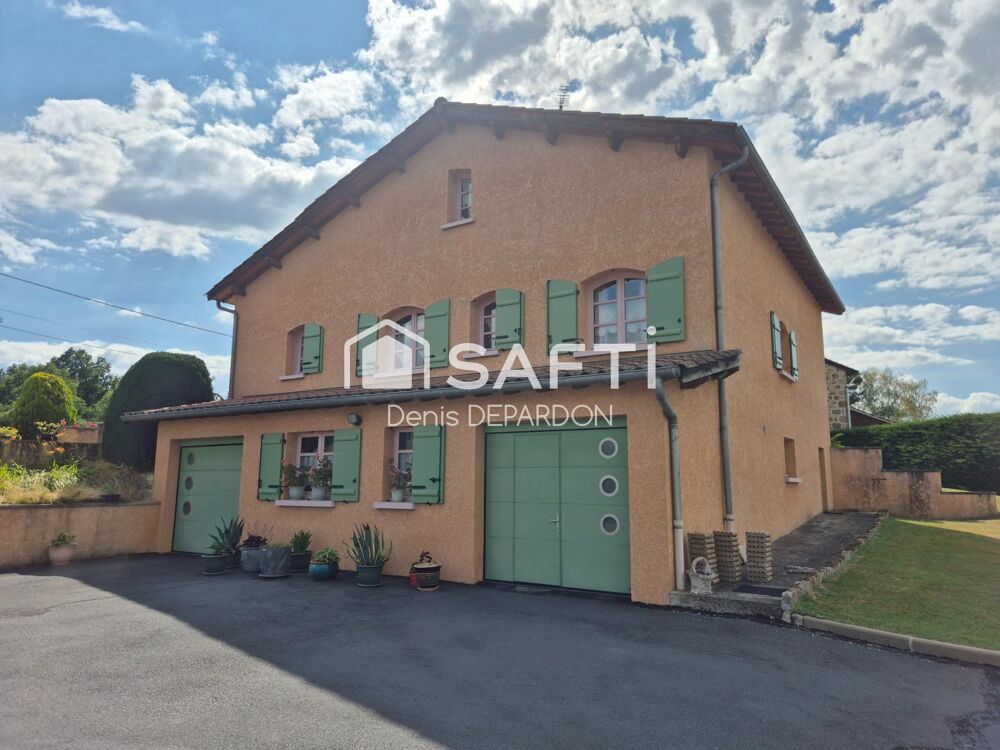 Villa avec grand terrain proche Craponne sur Arzon