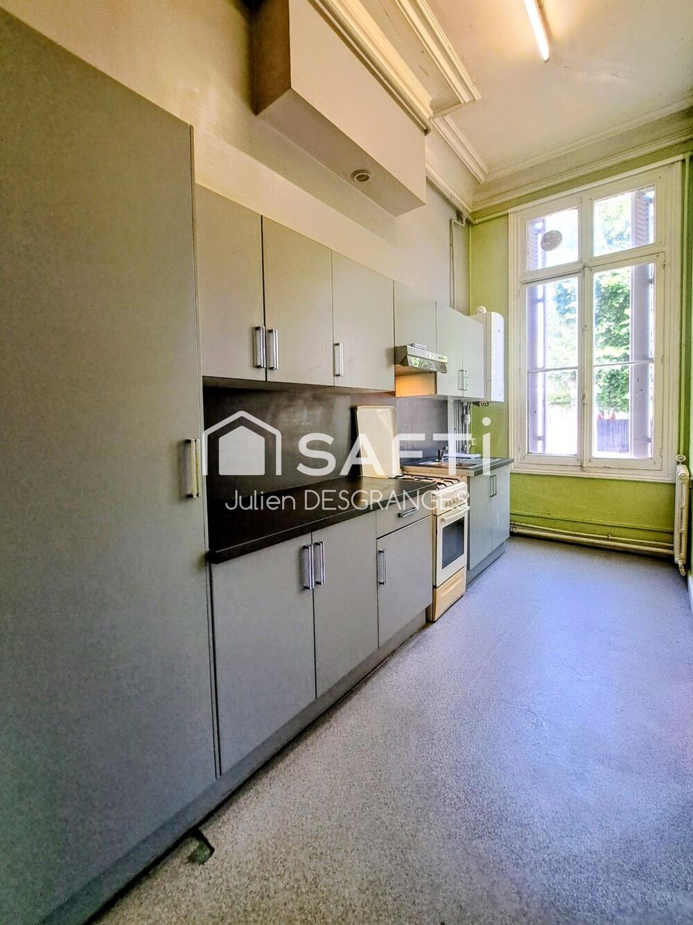 Vente Appartement Type 2/3 à 100. Mètres de la rue Nationale Tours