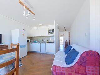 Vente Appartement Appartement traversant avec vue mer et parking Saint-cyprien