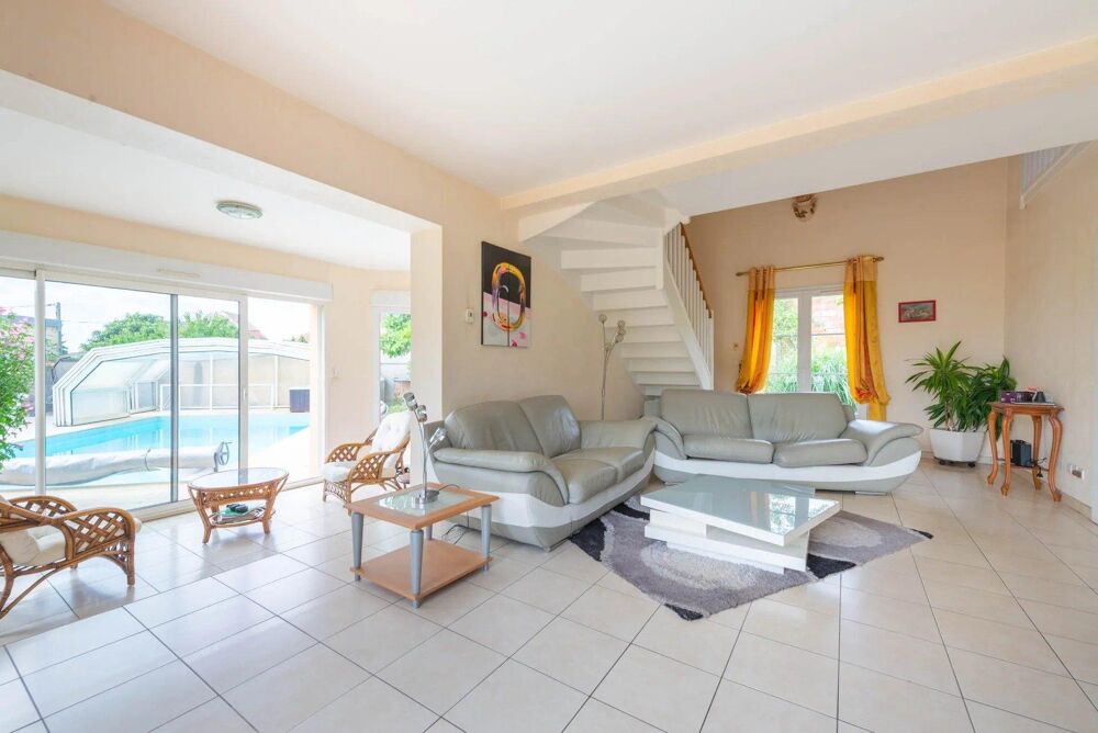 Maison familiale avec piscine