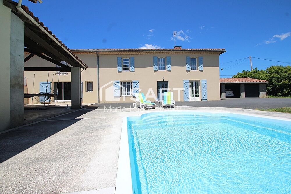 Vente Maison Maison ancienne avec piscine et terrain plat, grand garage et dépendances Gaillac