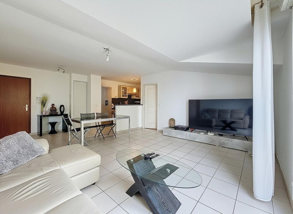 Appartement avec espaces privatifs exclusifs !