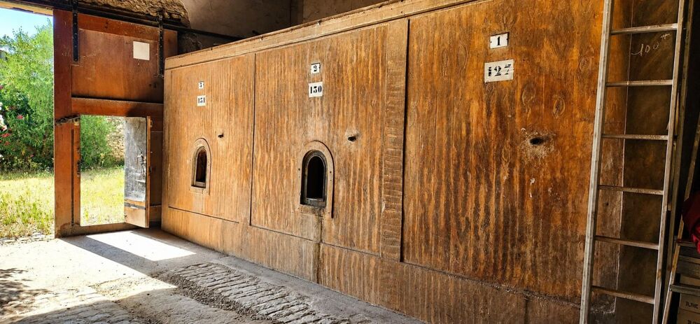 Vente Parking/Garage Grange de 386 m² à fort potentiel – Maraussan Maraussan