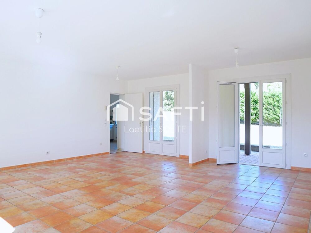 Maiso renovée entièrementn de plain pied de 113m2