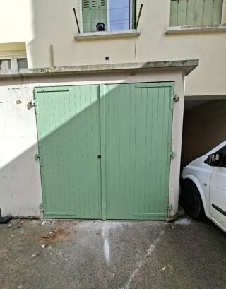  Parking / Garage  vendre 13 m