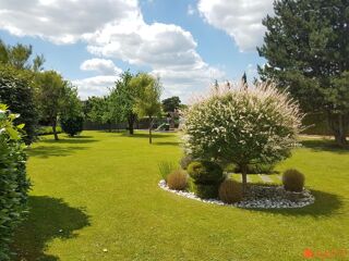  Maison  vendre 9 pices 293 m