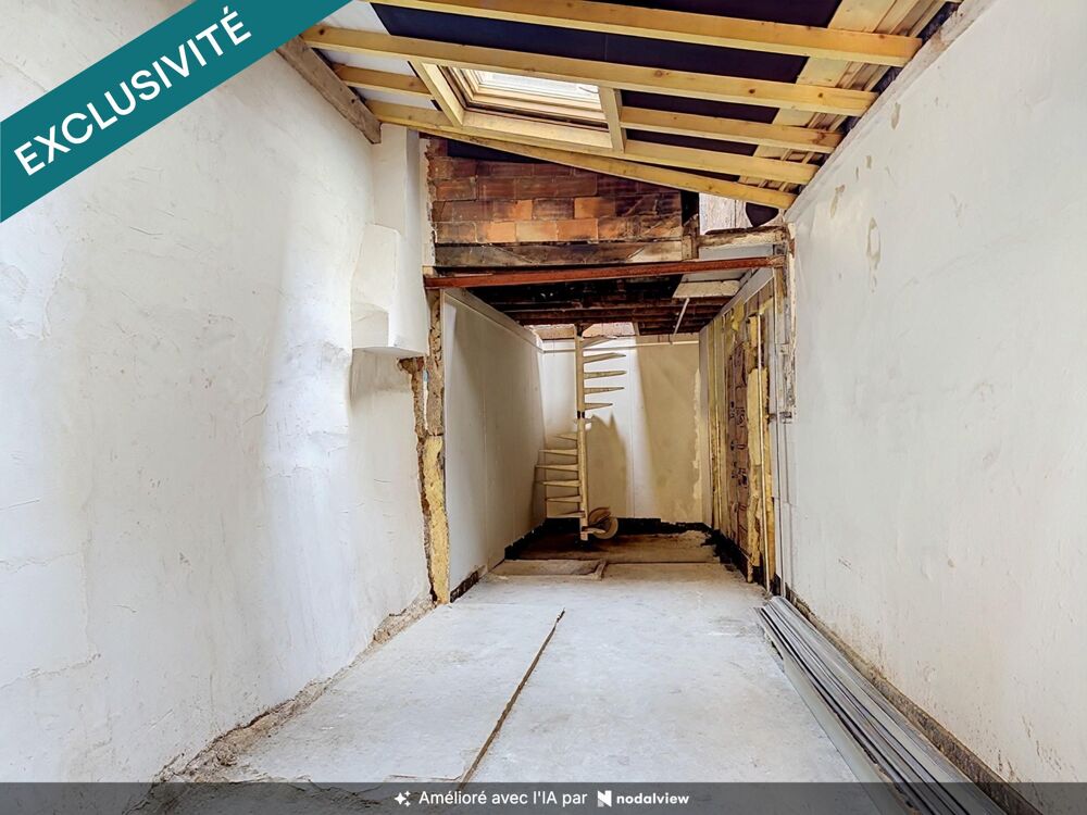 Vente Immeuble immeuble de ville en triplex à rénover en plein centre piétonnier de La Tour-du-Pin La tour-du-pin