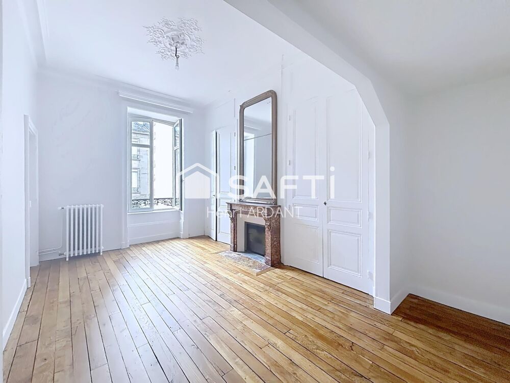 Vente Propriété/Château MAGNIFIQUE : hyper fonctionnel en plein Centre-ville avec garage deux ou trois véhicules Limoges