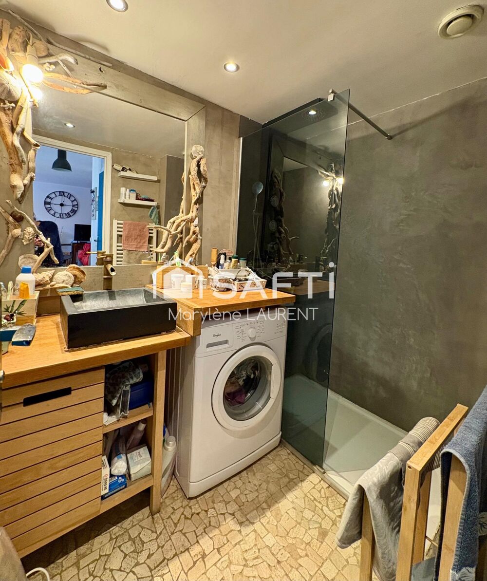 Vente Appartement Jardin , résidence avec piscine , pétanque , tennis , 1 cave Hyeres