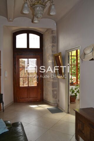  Proprit/chteau  vendre 15 + pices 800 m