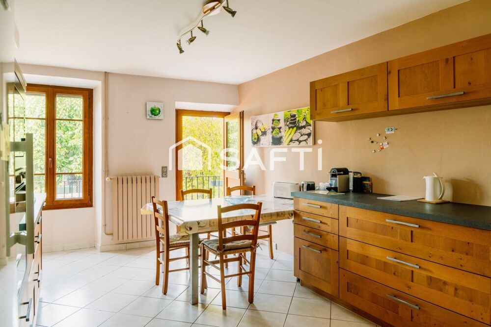 Vente Maison 07140 : Ancienne Magnagnerie de 190m² sur 690m² de terrain Les vans