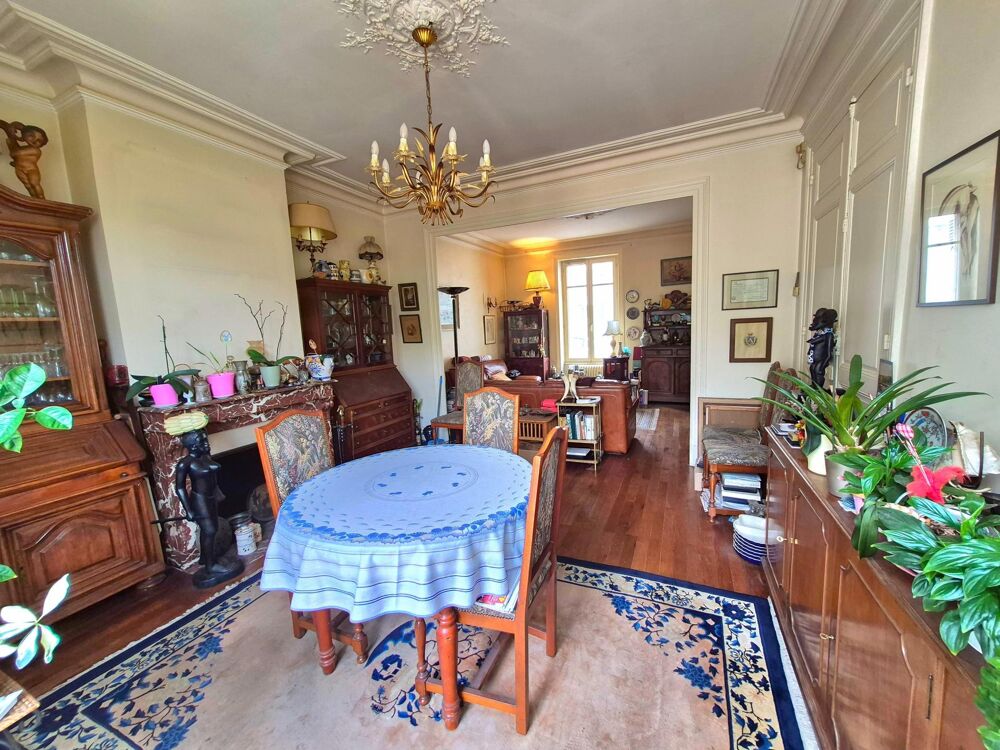 Vente Maison MAISON DE MAITRE Centre-ville 6 ch + Parc + Garage Descartes