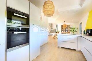  Maison à vendre 8 pièces 235 m²