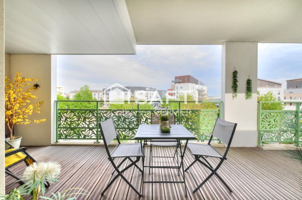 Appartement T3 avec terrasse, garage double