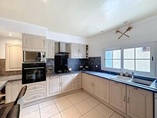  Maison  vendre 5 pices 148 m