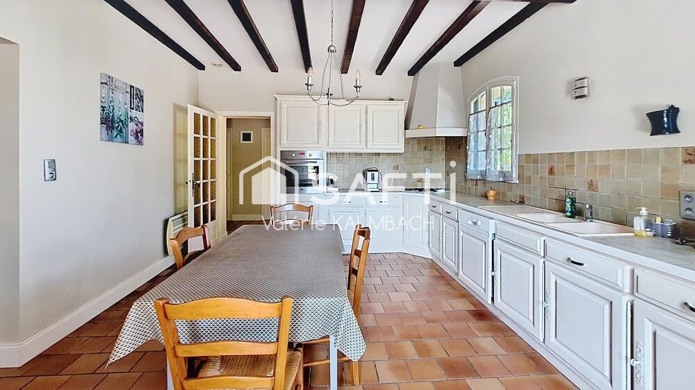 Maison 4 chambres - garage - grand Jardin