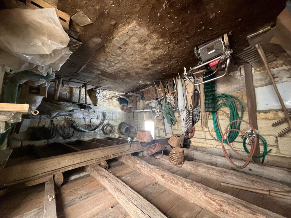 Vente Maison Dépendance en pierre, un secteur recherché. Vayres