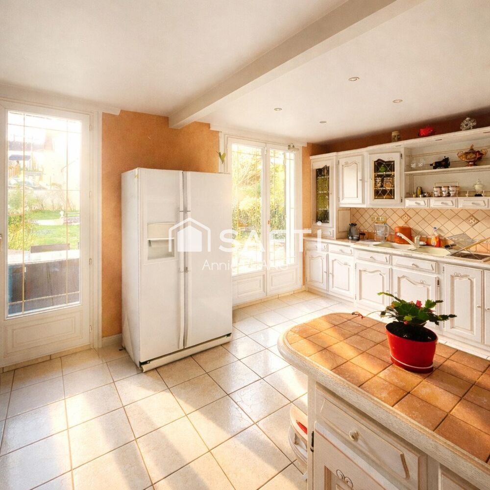 Vente Maison Entre élégance et volumes exceptionnels, découvrez une demeure de caractère aux portes de Disneyland Paris, nichée dans un écrin Montevrain