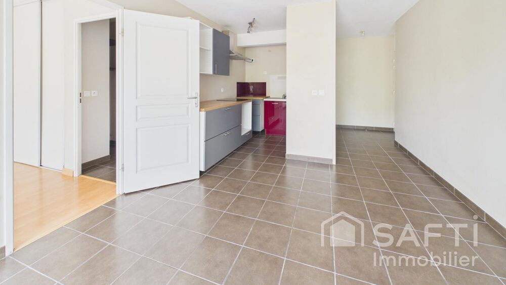 Vente Appartement Très bel appartement Une chambre, avec balcon parking et ascenseur. Le haillan