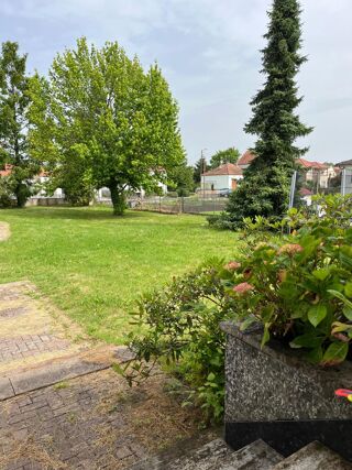  Maison � vendre 8 pi�ces 210 m�